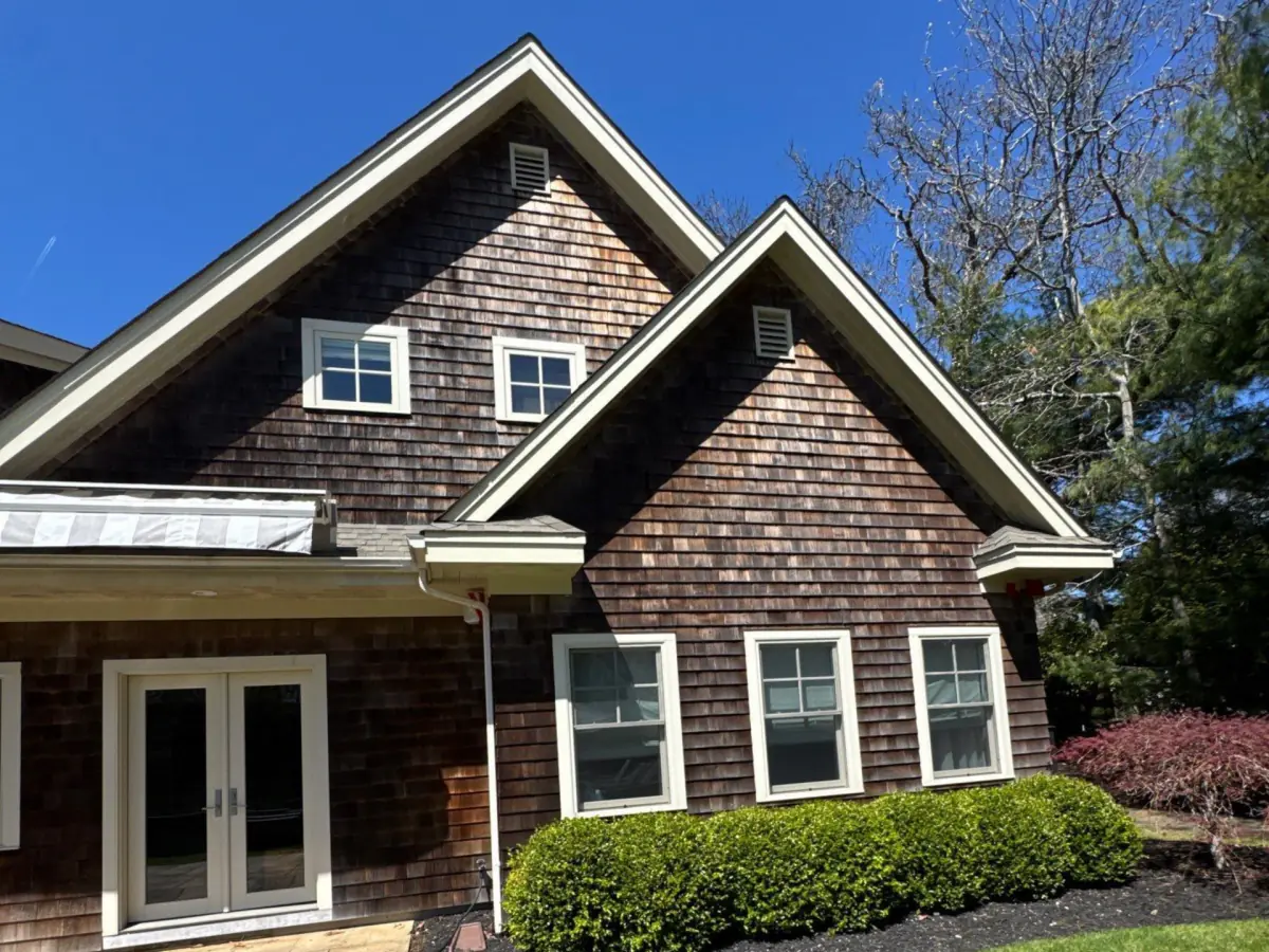 Westhampton cedar shake home after soft washing